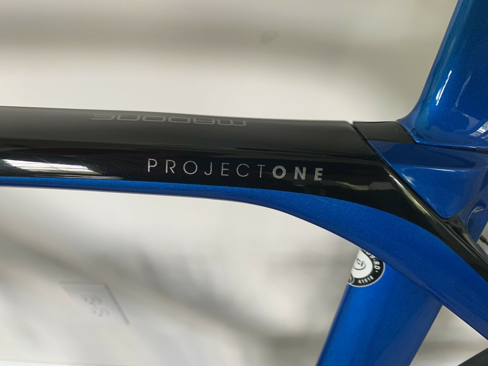 TREK MADONE 2018 Project One 9.9 ~ 62CM / DI2 Dura Ace - Fresh Stock Dated December 2025
