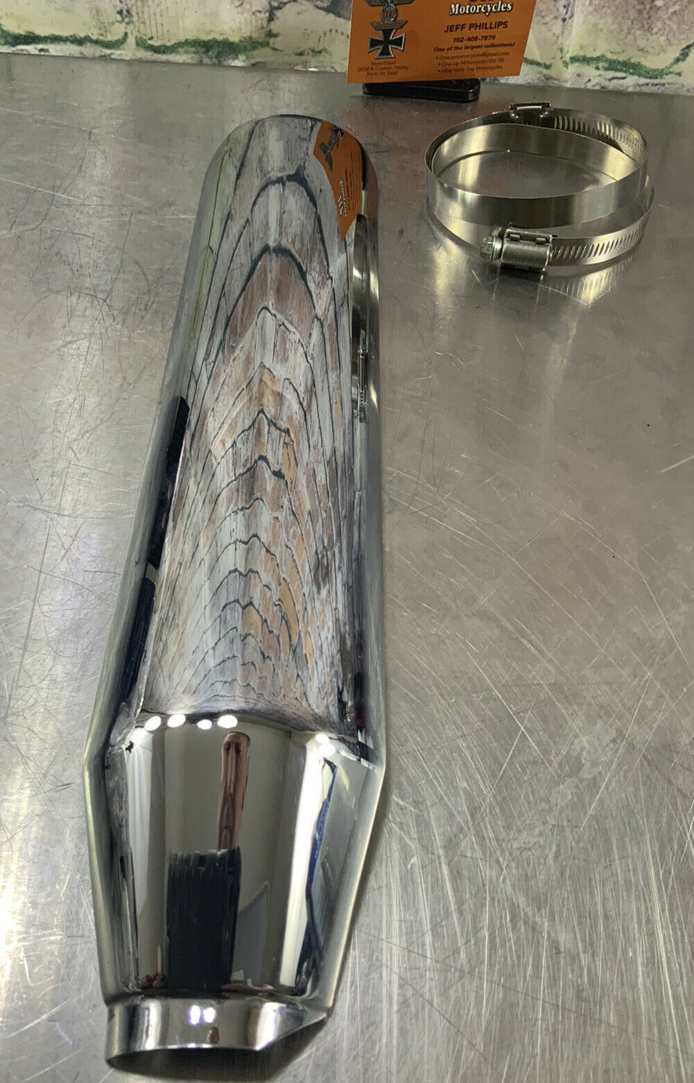 HARLEY DAVIDSON HEAT SHIELD MUFFLER COVER #65463-00’TAKE OFF’ DYNA CHROME [T84] - Fresh Stock Dated February 2026