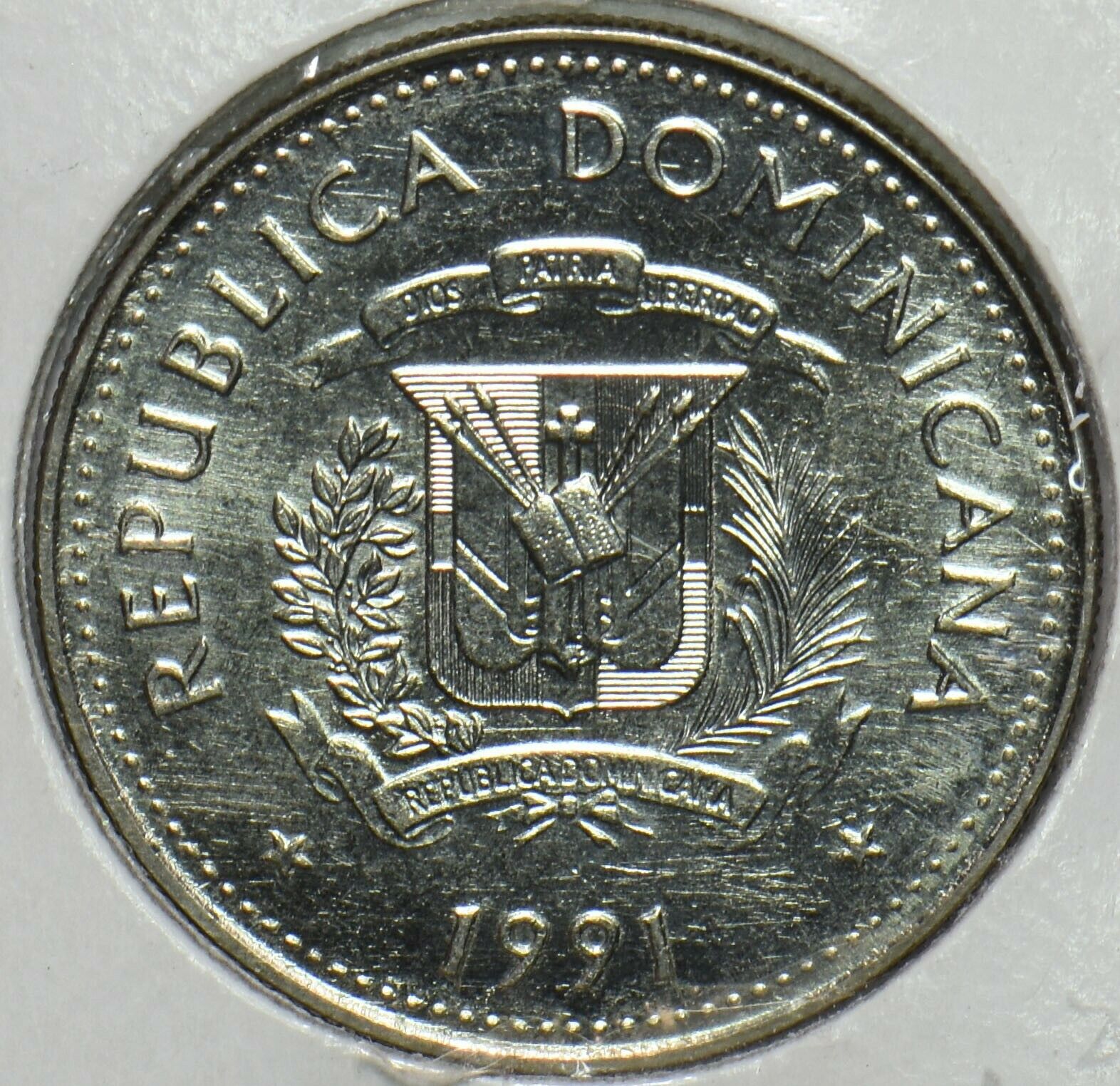 Dominican Republic 1991 25 Centavos Oxen animal BU 903705 combine shipping - Fresh Stock Dated December 2025