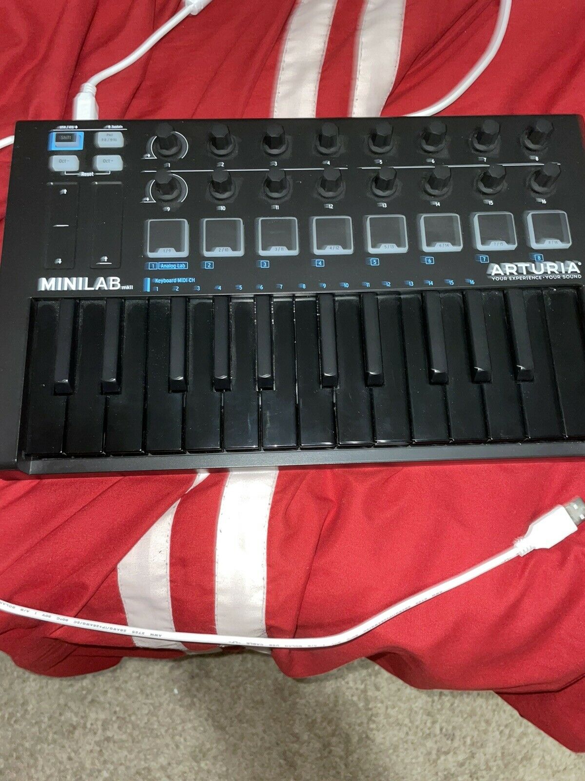 arturia minilab mkii 25 slim-key controller - Fresh Stock Dated February 2026