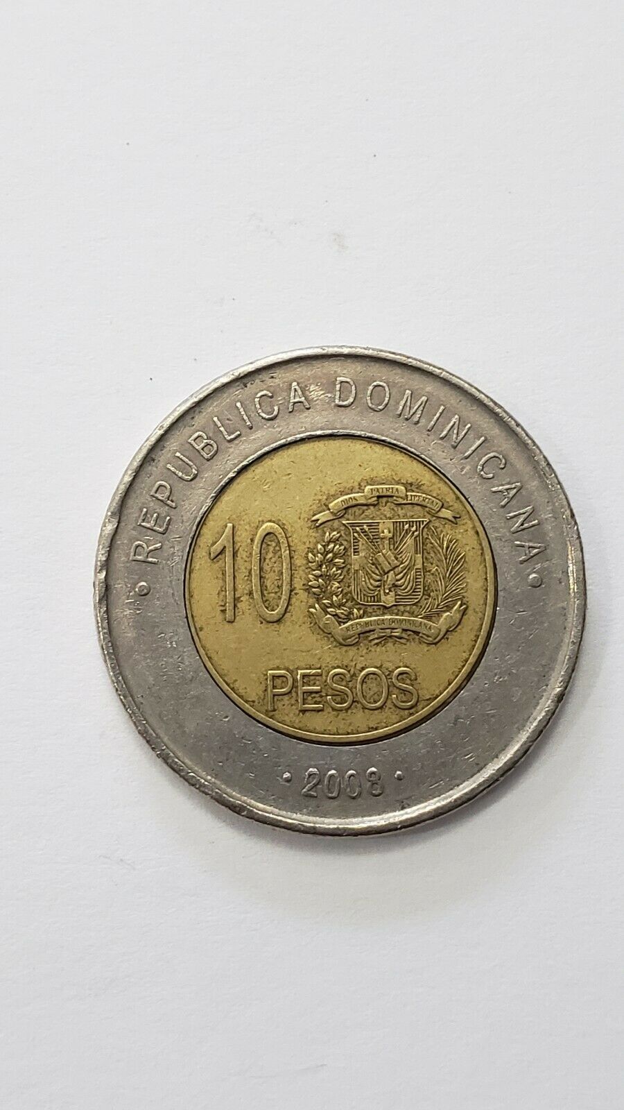 Circulated 10 Peso Coin From Dominican Republic Dated 2008 #5 - Fresh Stock Dated February 2026