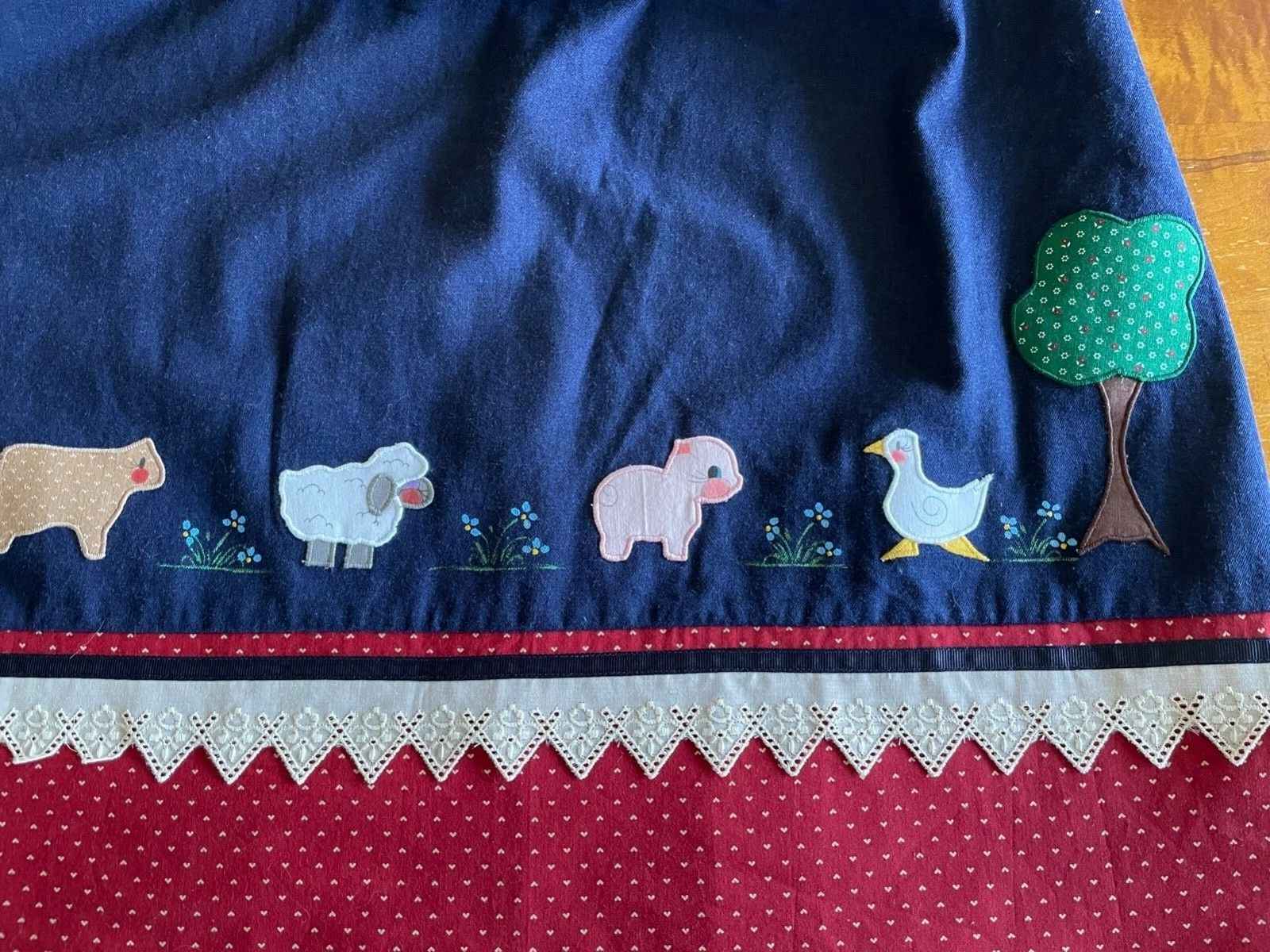 Vintage Appliqued Denim Skirt! Size M! Country Style! Barns, Flag, Animals,Tree! - Fresh Stock Dated December 2025
