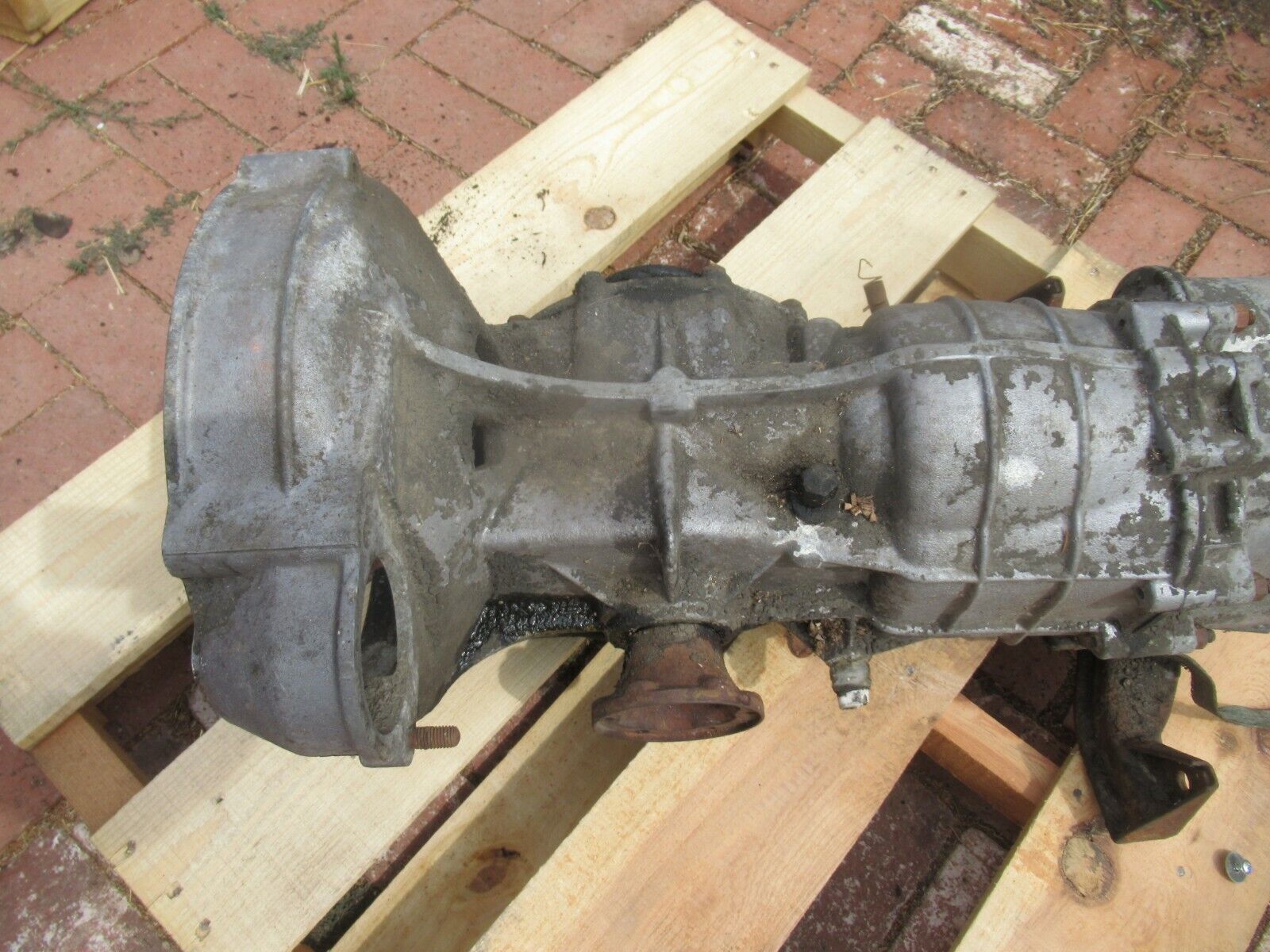 Porsche 901/912 Transmission Aluminum Case 4 speed Type 902/01 #1081025 45/67 FL - Fresh Stock Dated February 2026