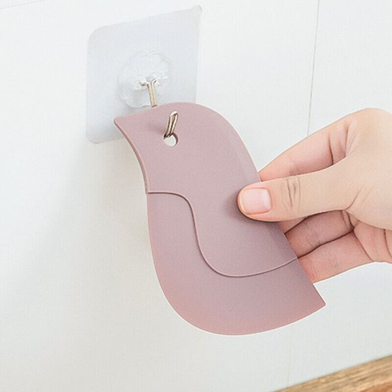 1pc Scraper Cute Cartoon Penguin Shaped Soft Multifunction Squeegee Oil Pla-q- - Fresh Stock Dated February 2026