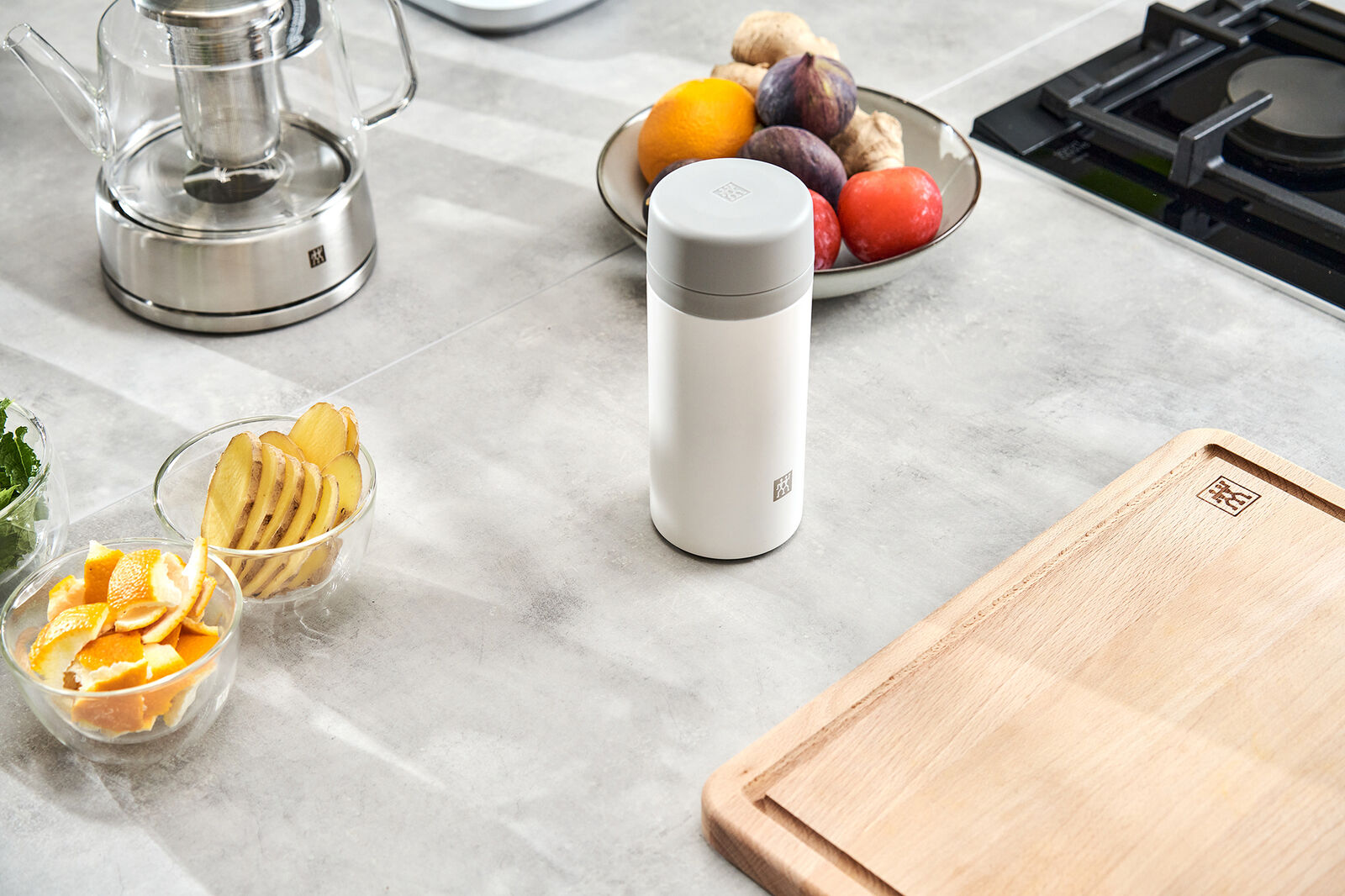 ZWILLING Thermo 14.2 oz Tea & Fruit Infuser Bottle - Fresh Stock Dated December 2025