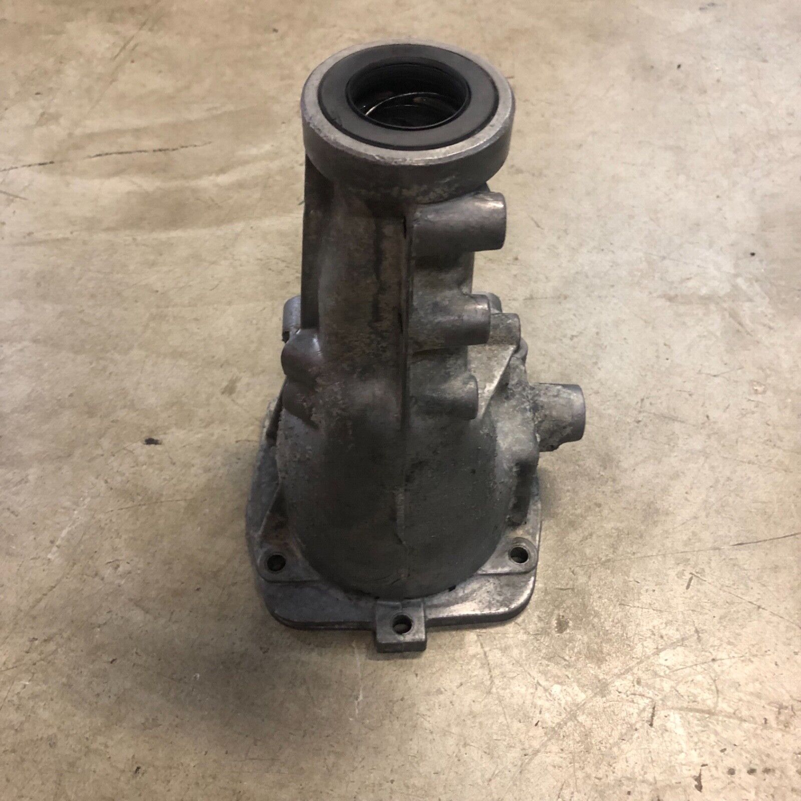 Muncie 854 Tailhousing M20 M21 M22 Nova Camaro Chevelle - Fresh Stock Dated February 2026