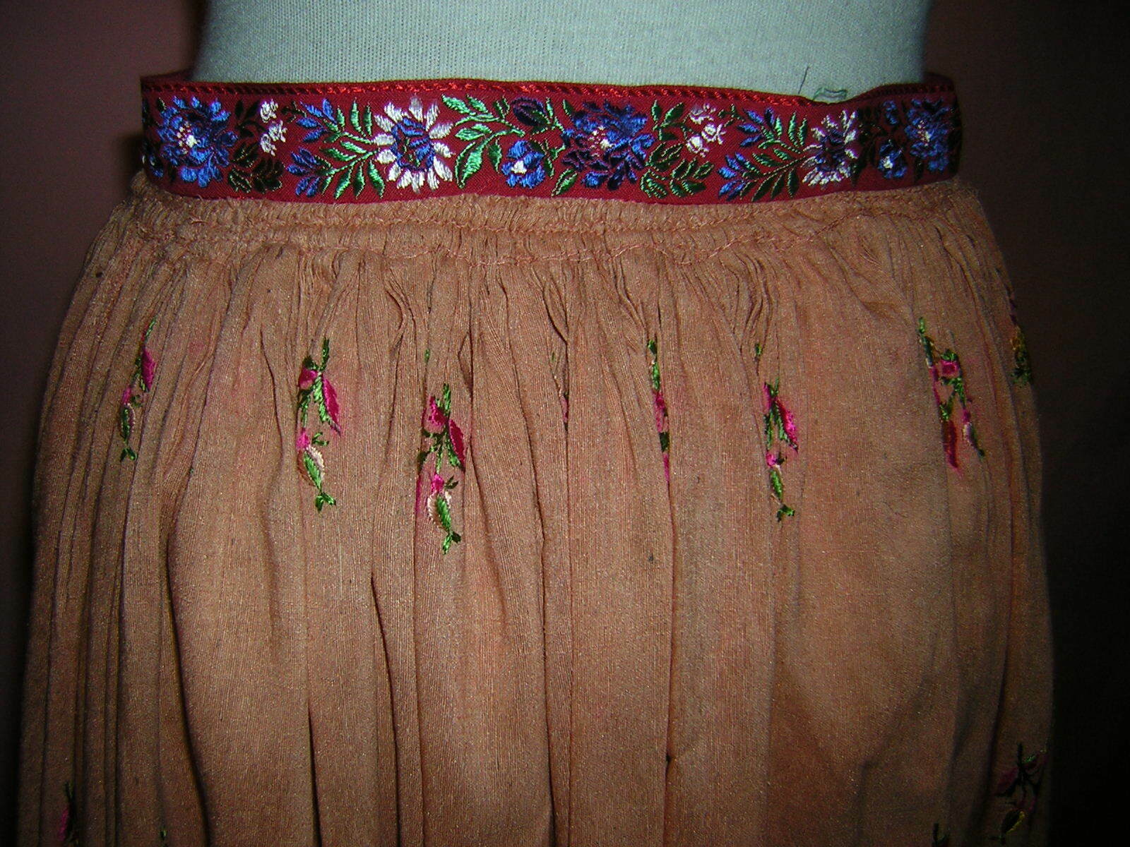 VINTAGE ANTIQUE CZECH WOMENS GIRLS PEASANT FOLK COSTUME KROJ SKIRT MORAVIAN - Fresh Stock Dated March 2026