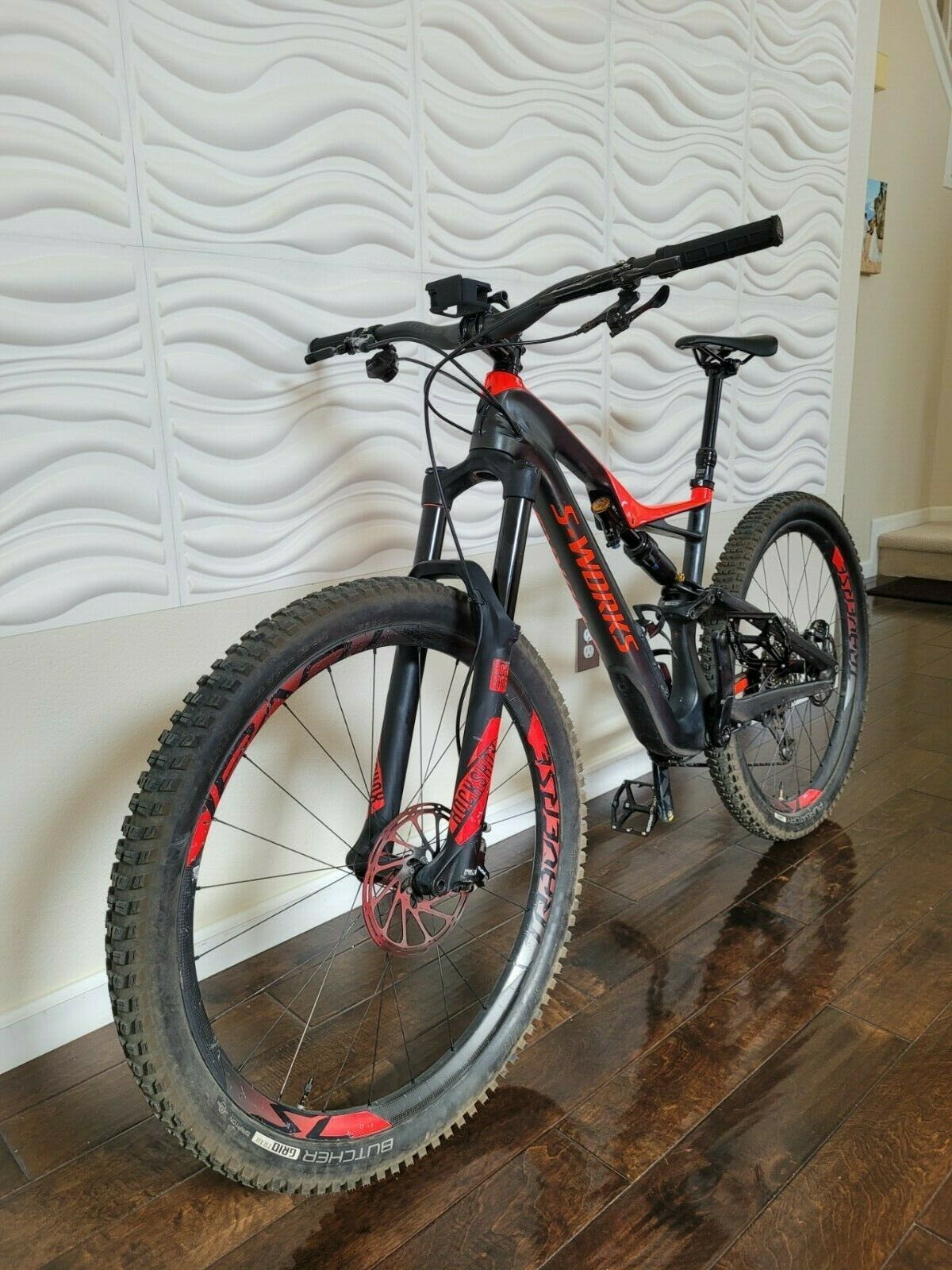 2017 Specialized S-works Stumpjumper fsr, 27.5, Size M, Very good - Fresh Stock Dated February 2026