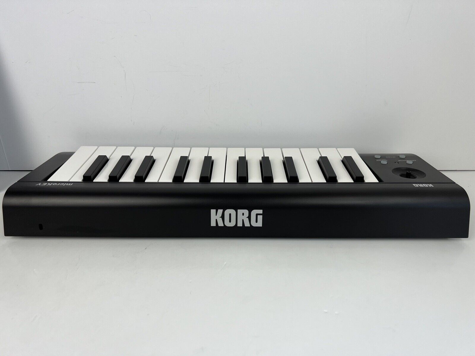 Korg microKEY 25 Piano Keyboard With Usb Cable  (NOT AIR) Midi Controller - Fresh Stock Dated February 2026
