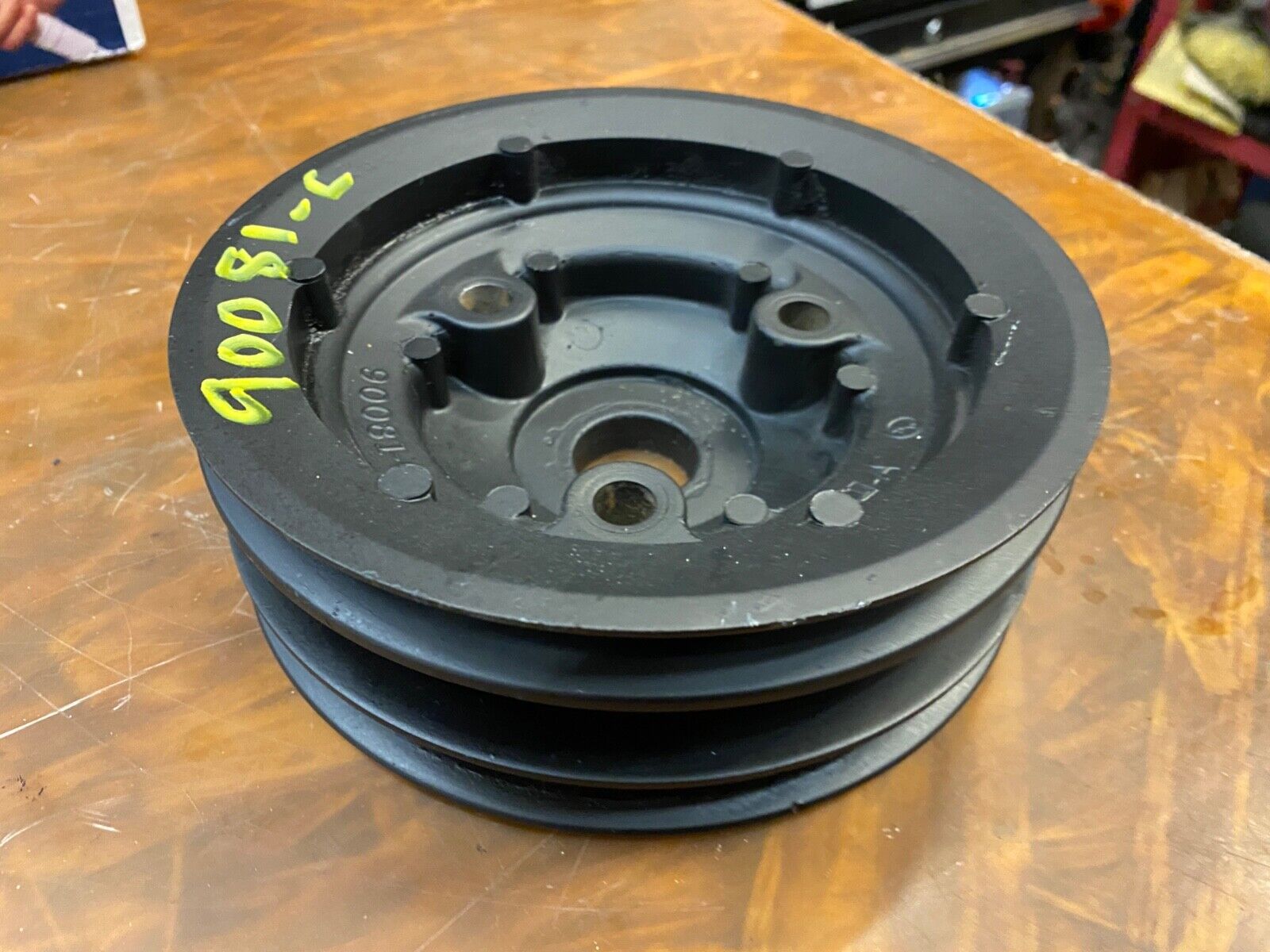 Mercruiser Pulley 90081-C 3 V-belt aluminum Harmonic Balancer Mount - Fresh Stock Dated February 2026
