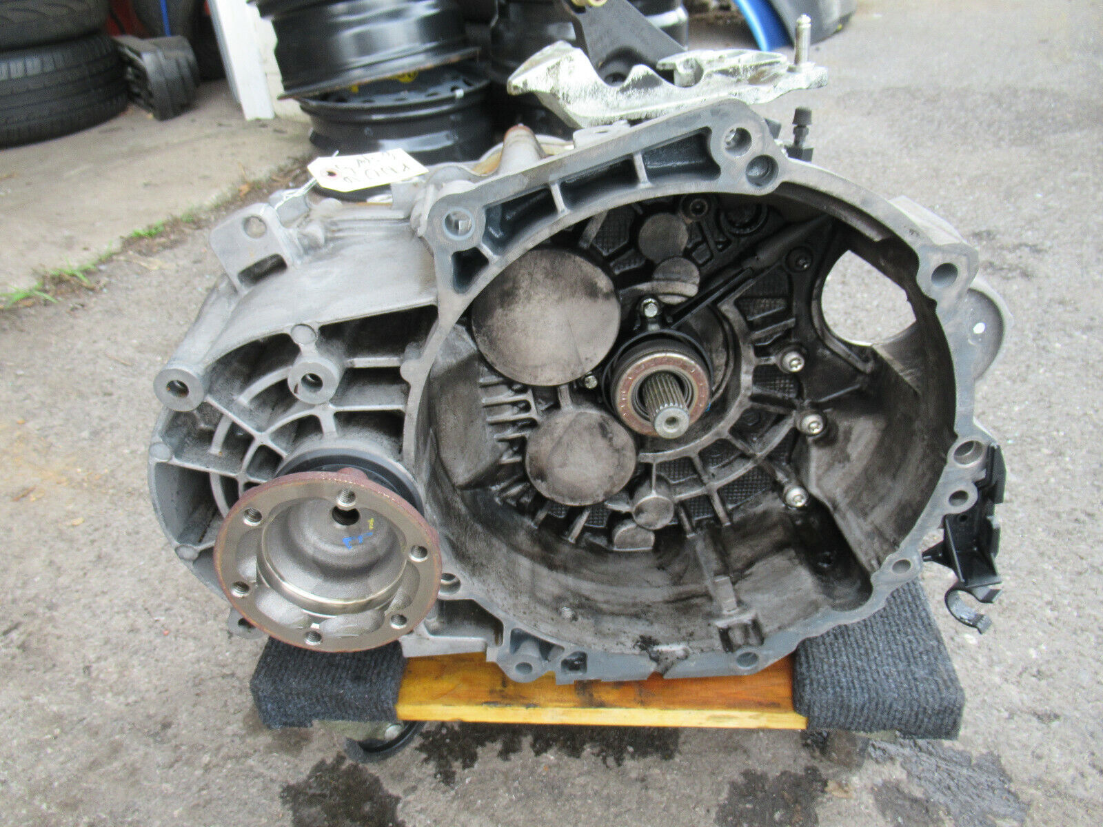 VW MK5 MK6 06-14 6SPEED TRANSMISSION ASSEMBLY CODE KNU 105K OEM - Fresh Stock Dated February 2026