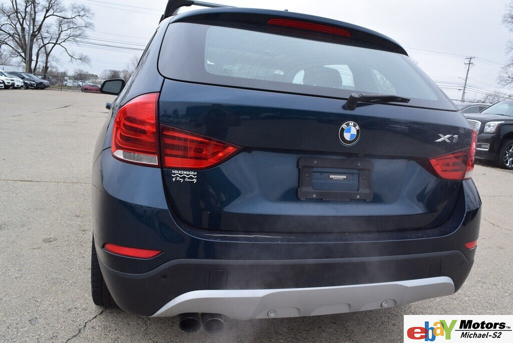 2014 BMW X1 sDrive28i PREMIUM-EDITION(NICELY OPTIONED) - Fresh Stock Dated December 2025