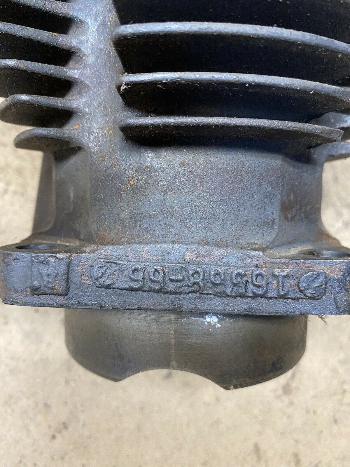 Harley-Davidson Shovelhead Front Cylinder 16568-66 1966-78 - Fresh Stock Dated February 2026