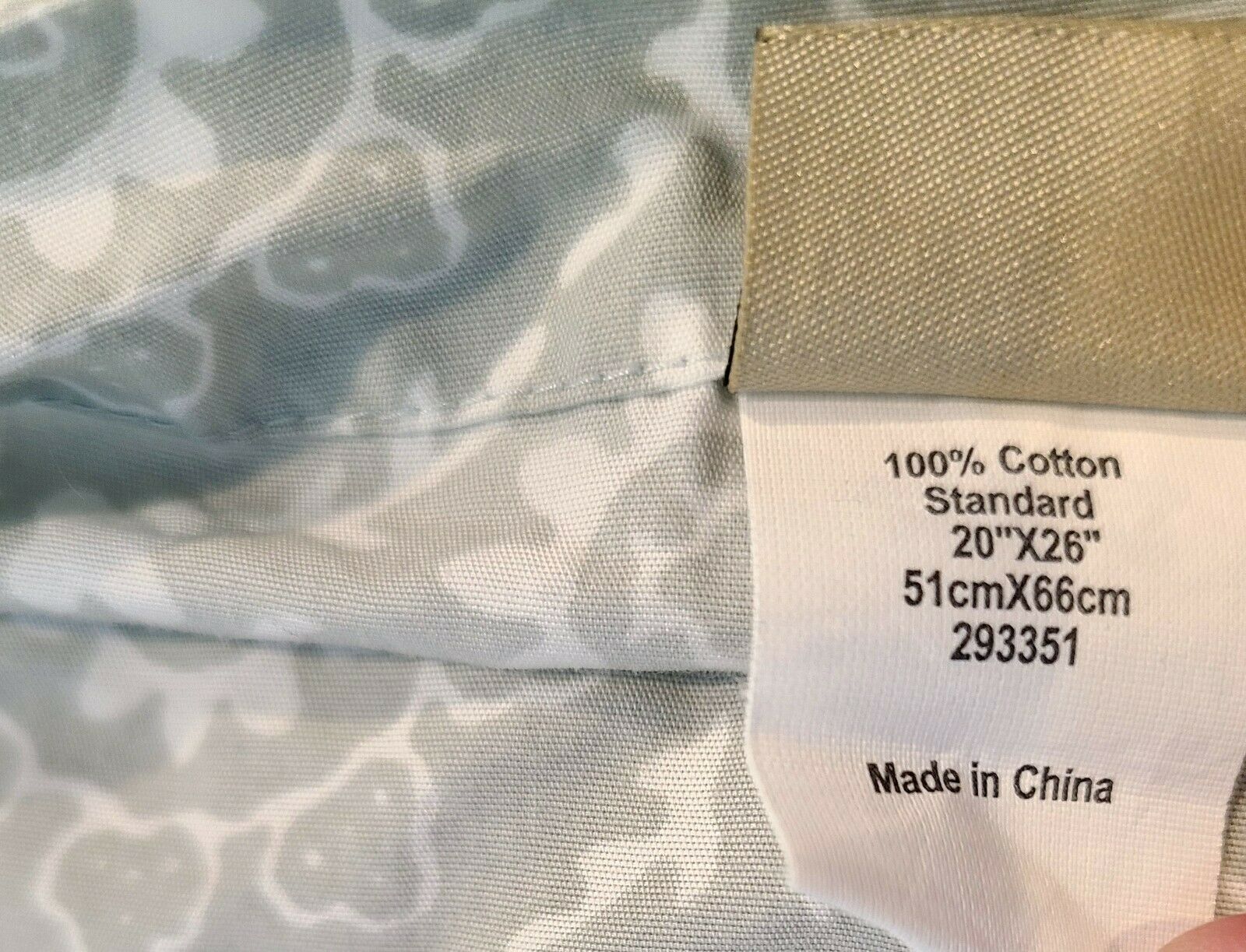 LL Bean Standard Pillow Sham. Folk Art Floral 20x26. 1 Sham - Fresh Stock Dated January 2026