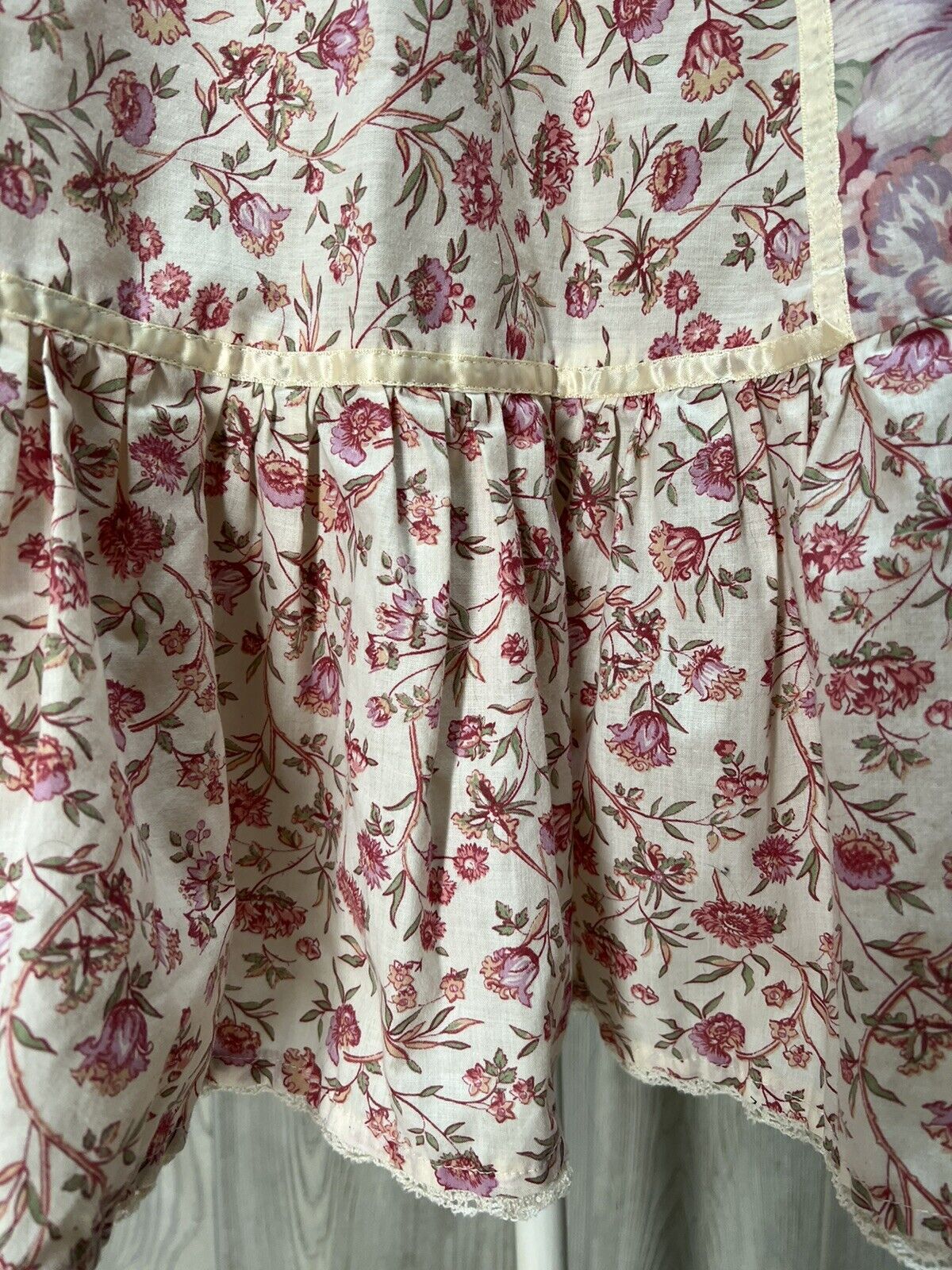 Vintage Floral Midi Prairie Skirt Ruffle Pastel 70’s Cottagecore S/M - Fresh Stock Dated March 2026
