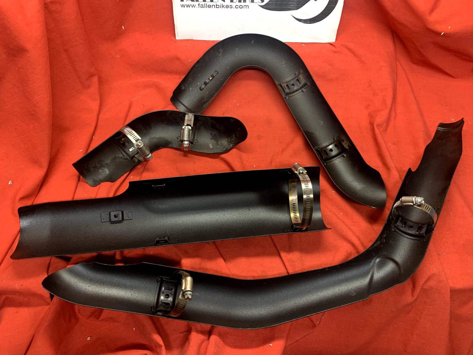 GENUINE HARLEY DAVIDSON TOURING BLACK MILWAUKEE EIGHT 8 EXHAUST HEAT SHIELDS - Fresh Stock Dated February 2026