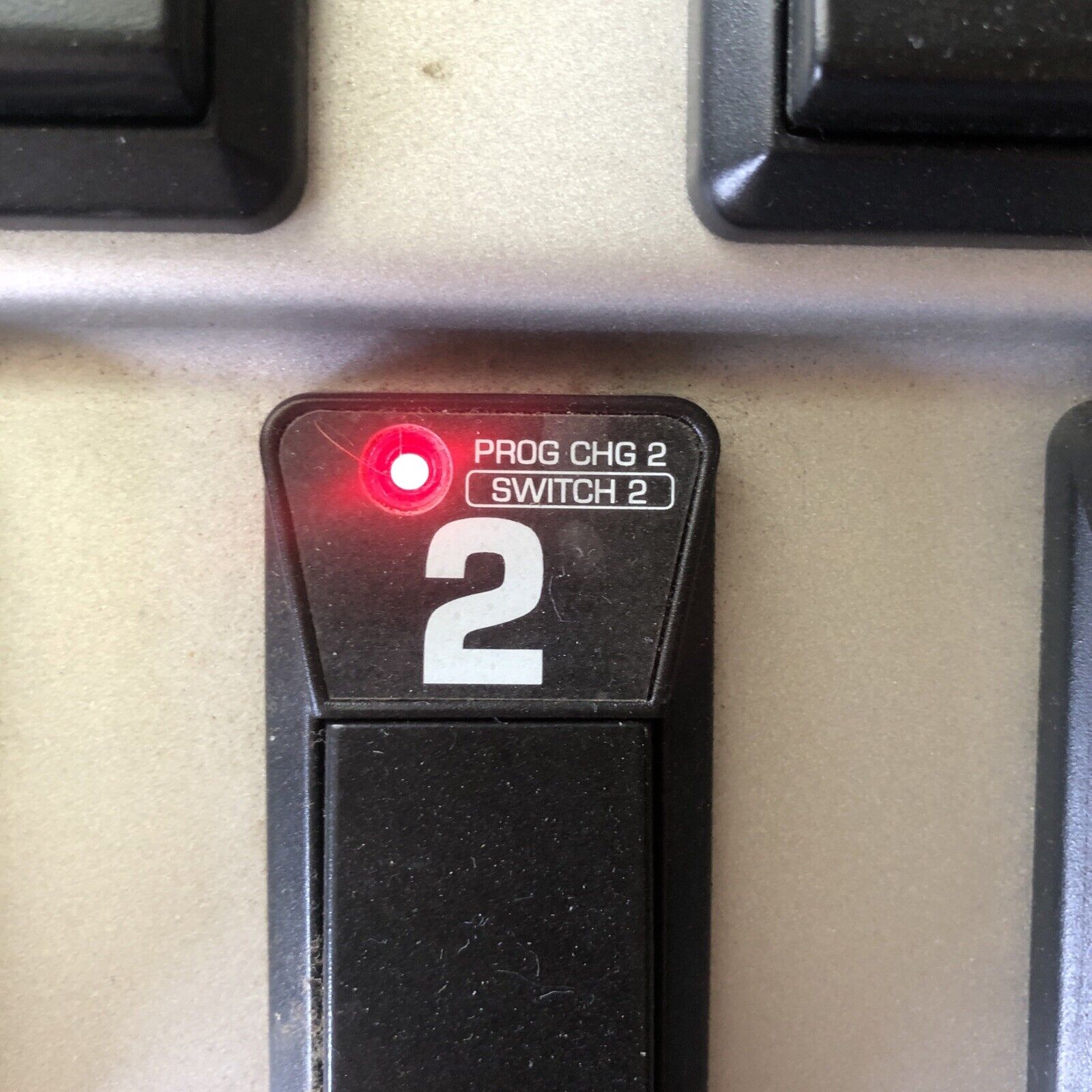 Behringer FCB 1010 MIDI Ultra-Flexible Foot Controller For Parts - Fresh Stock Dated February 2026