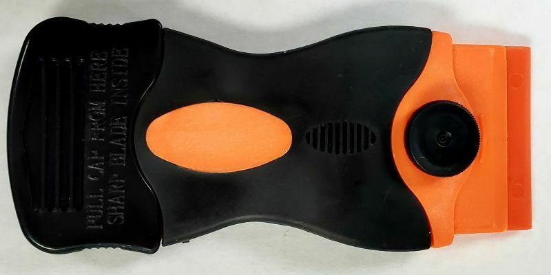 COMFORT MINI PROFILE STYLE SCRAPER w/ 6 PIECES PLASTIC DOUBLE EDGE RAZOR BLADES - Fresh Stock Dated February 2026