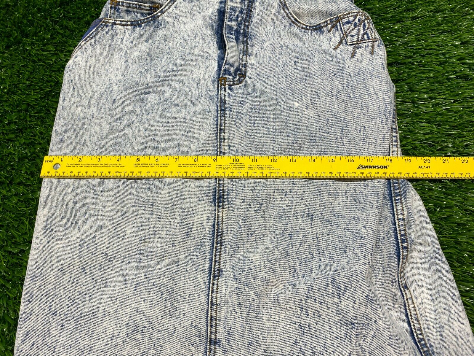 VINTAGE 80s/90s GITANO ACID WASHED DENIM SKIRT! SIZE 12! FREE SHIPPING! - Fresh Stock Dated December 2025