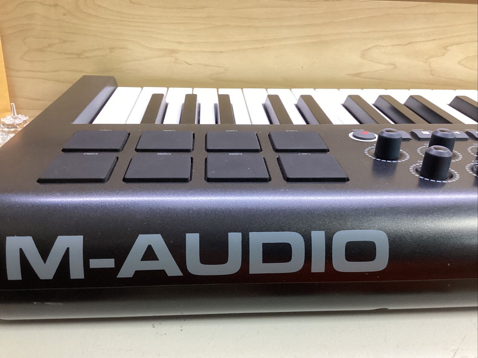M-Audio Axiom #49 USB/MIDI Keyboard Controller WITH POWER CORD AND USB CABLE - Fresh Stock Dated February 2026