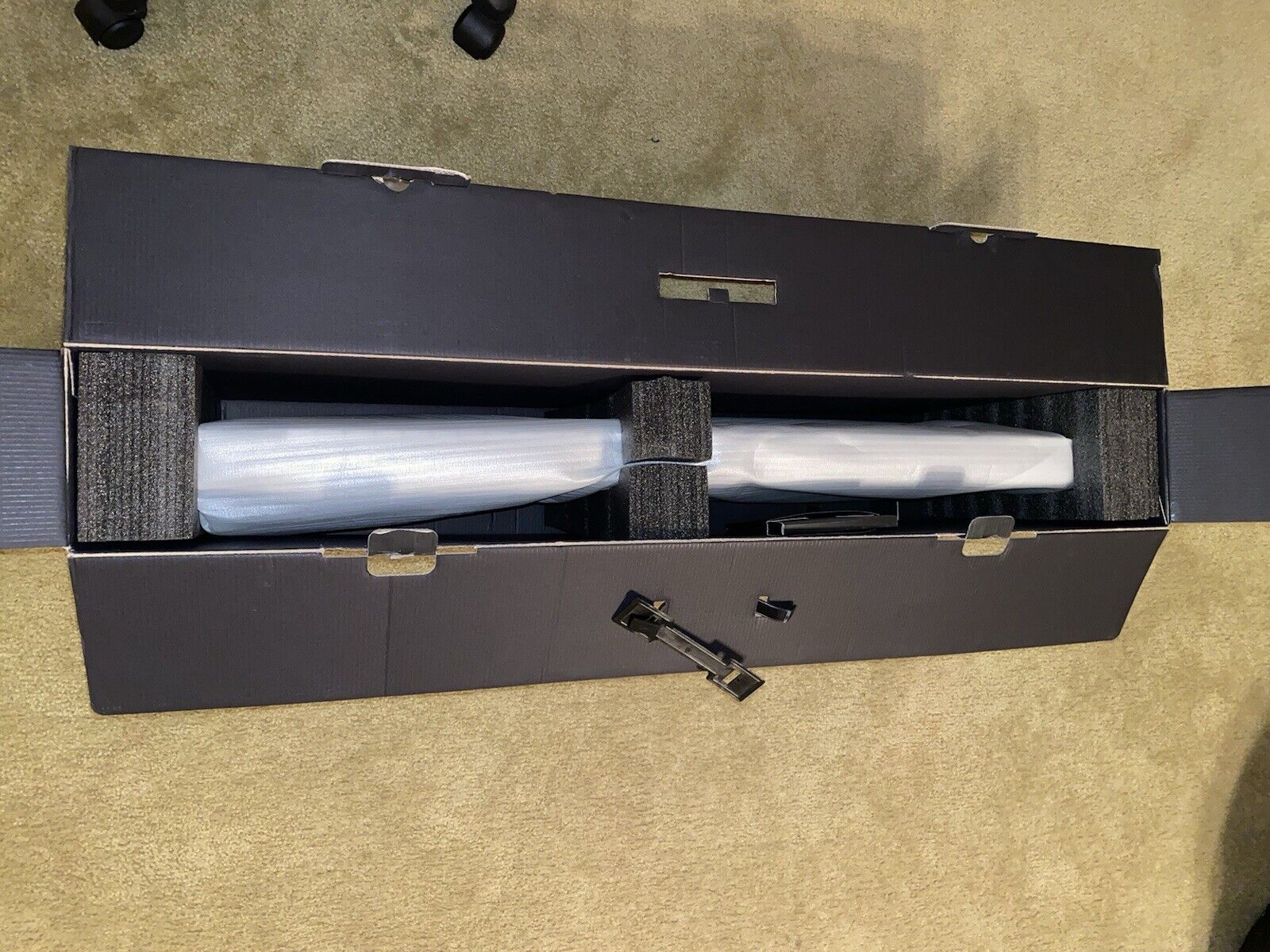 Native Instruments Komplete Kontrol S61 Key Keyboard Midi Controller - Fresh Stock Dated February 2026