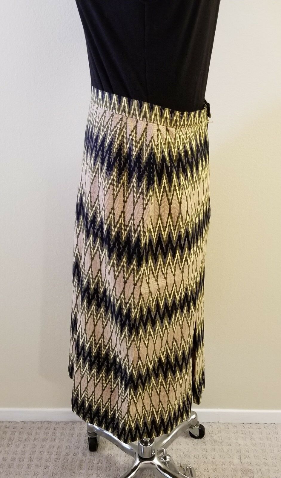 60's Vintage Women's Handmade Zig Zag  Print Skirt - 28