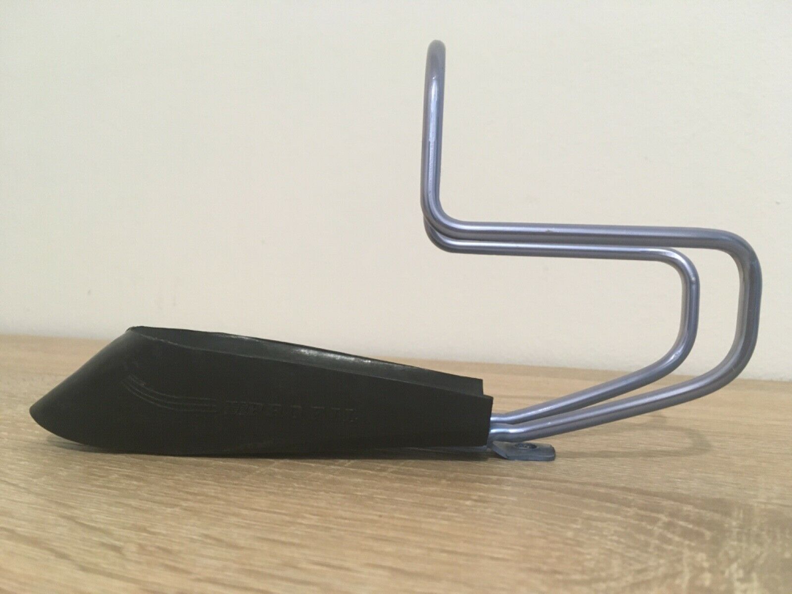 COBRA PROFIL WATER BOTTLE CAGE ALU - Fresh Stock Dated December 2025