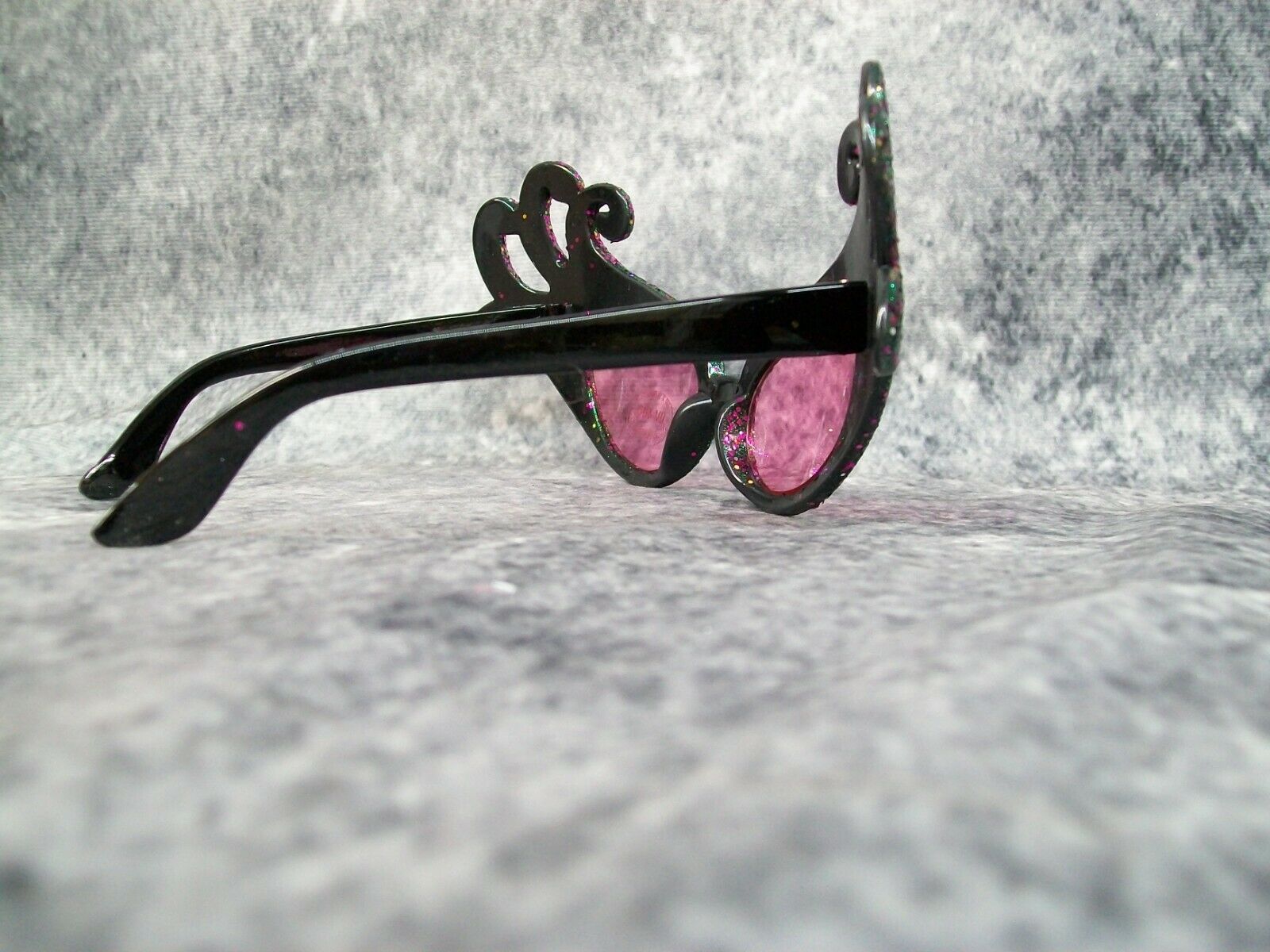 Purple Green Glitter Dame Costume Glasses Retro Cat Eye Edna Face Furniture 60's - Fresh Stock Dated December 2025