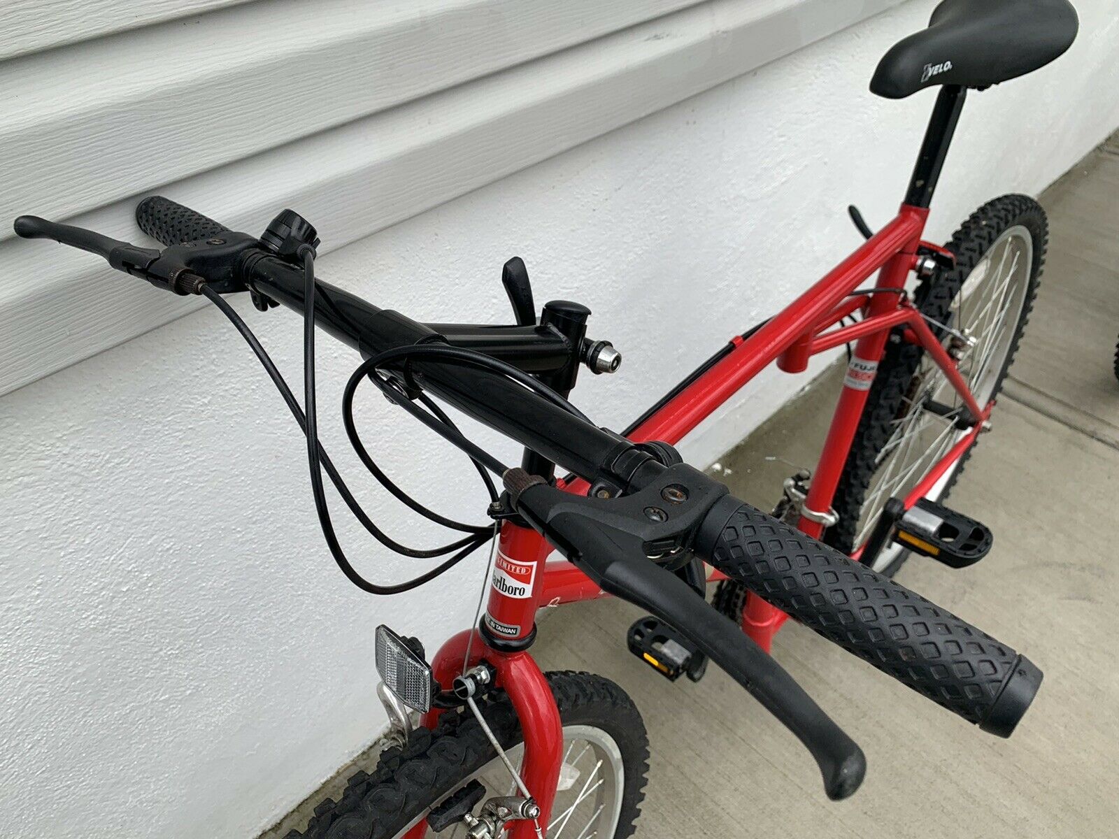 FUJI 4130 MARLBORO LIMITED EDITION FOLDING MOUNTAIN BIKE 15 SPEED CROMOLY FRAME - Fresh Stock Dated February 2026