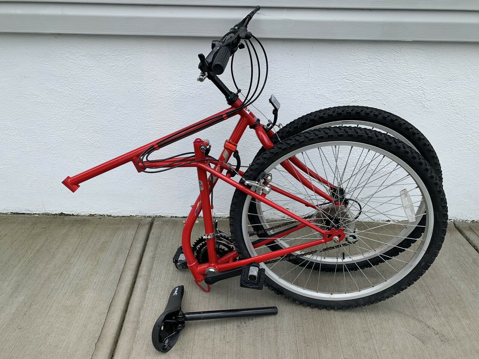 FUJI 4130 MARLBORO LIMITED EDITION FOLDING MOUNTAIN BIKE 15 SPEED CROMOLY FRAME - Fresh Stock Dated February 2026