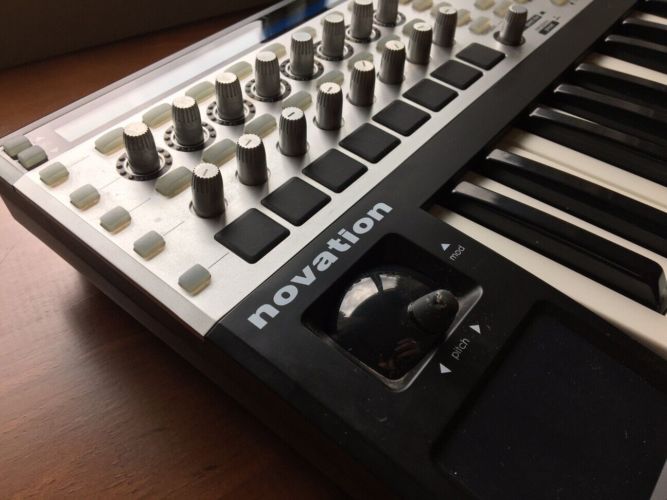 Novation Remote 25 SL MkII MIDI Keyboard Controller - Fresh Stock Dated February 2026