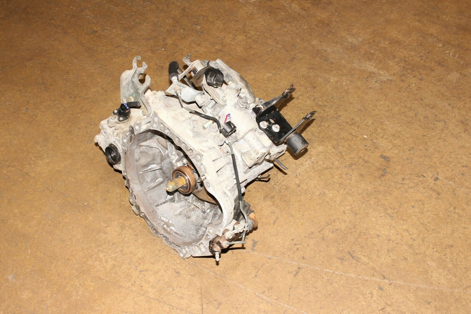 2003-2008 TOYOTA MATRIX COROLLA VIBE 5 SPEED MANUAL TRANSMISSION JDM 1ZZ-FE 1.8L - Fresh Stock Dated December 2025