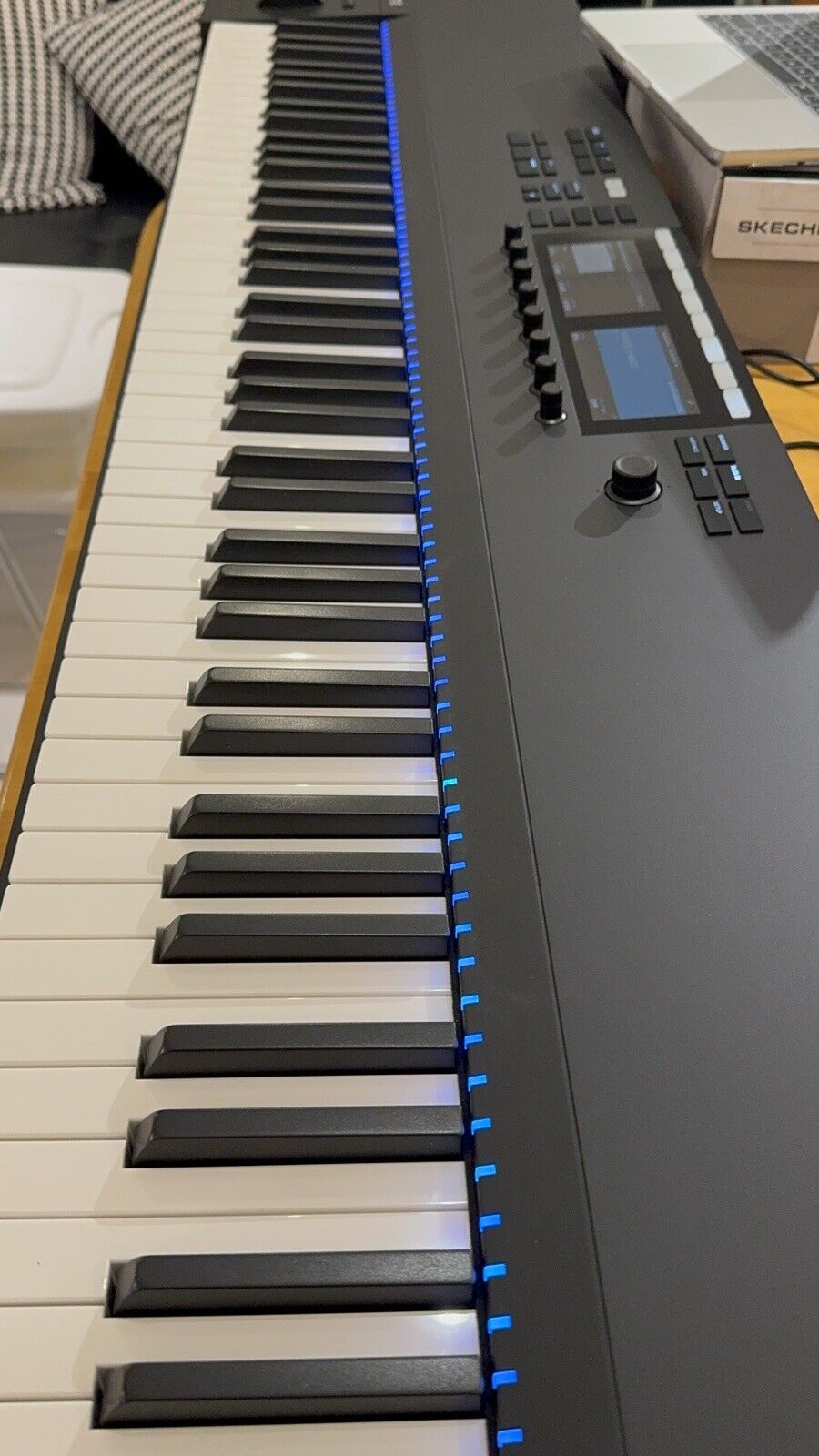 Native Instruments Komplete Kontrol S88 MK2 Keyboard - Fresh Stock Dated February 2026