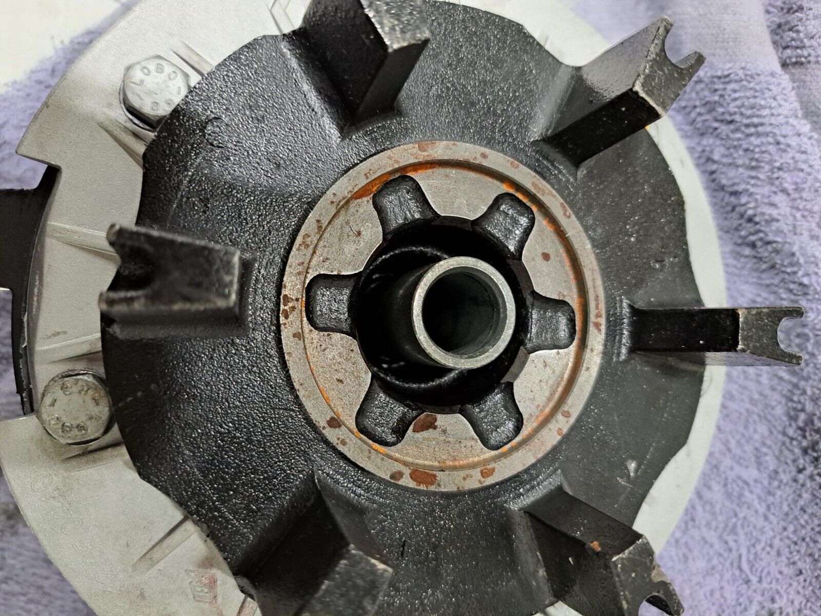 2017 Moto Guzzi V7III Racer Rear Final Drive Gearbox Differential - Fresh Stock Dated February 2026