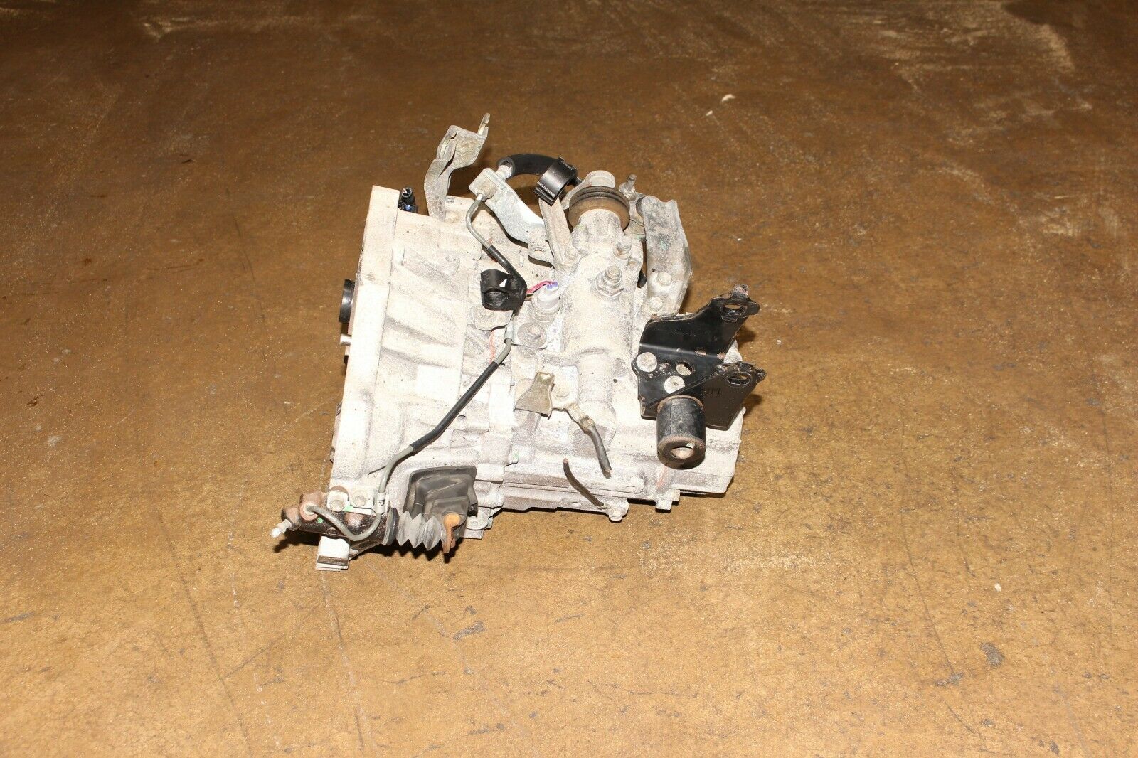 2003-2008 TOYOTA MATRIX COROLLA VIBE 5 SPEED MANUAL TRANSMISSION JDM 1ZZ-FE 1.8L - Fresh Stock Dated December 2025