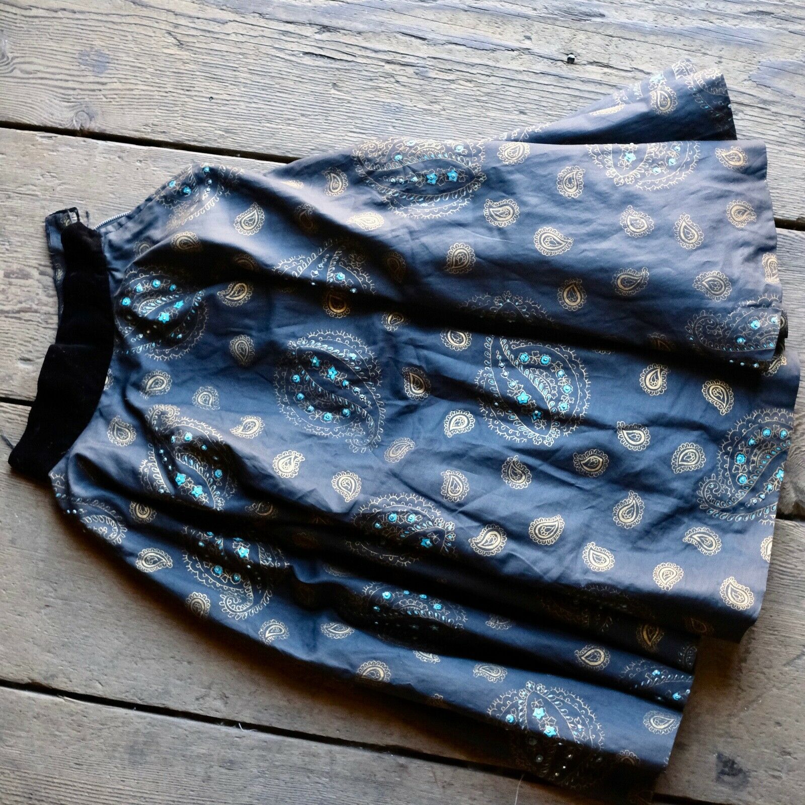 VTG Vintage 1950s Painted Beaded Full Circle Skirt 22