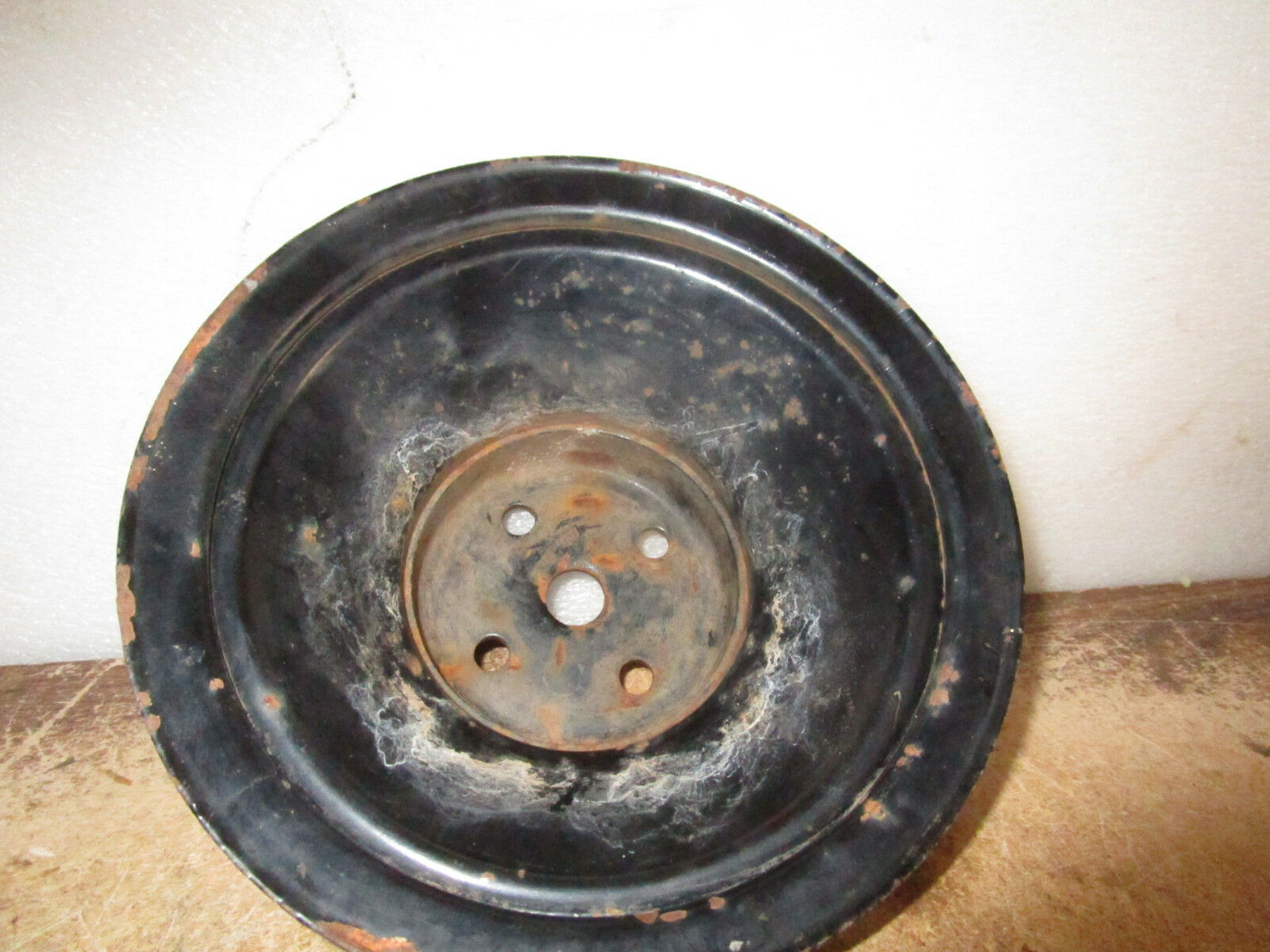 GM 3927797 AF Single Groove AF Water Pump Pulley for 69-70 Chevy Mercruiser - Fresh Stock Dated February 2026