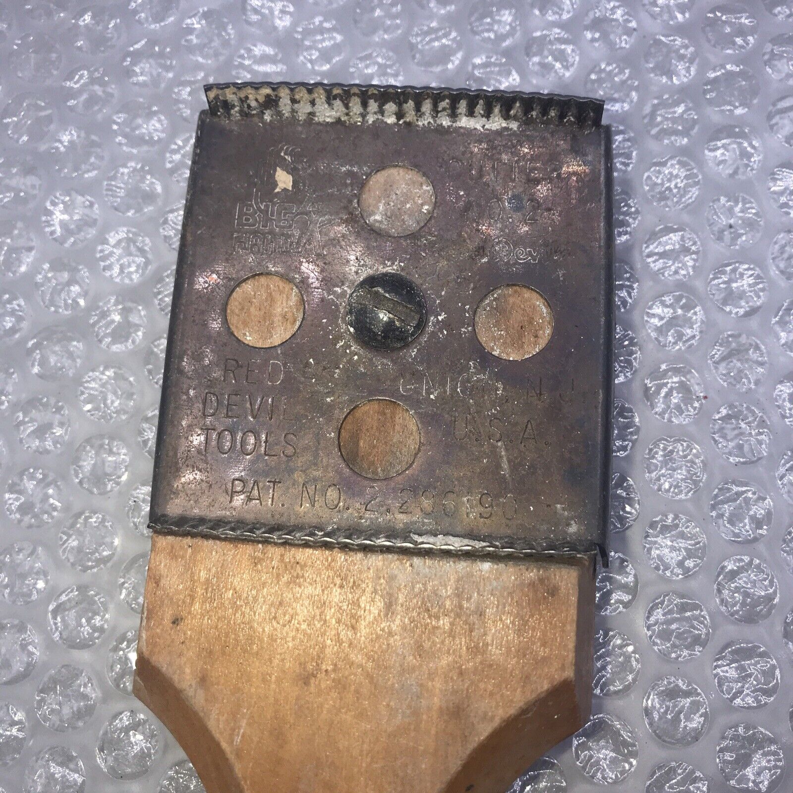 Vintage RED DEVIL Big Hand SCRAPER Cutter #2  Union, NJ USA Pat. No. 2,2286190 - Fresh Stock Dated February 2026