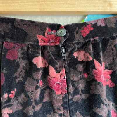 VINTAGE 90S 00S HIGH WAIST FLORAL VELVET SKIRT - Fresh Stock Dated March 2026