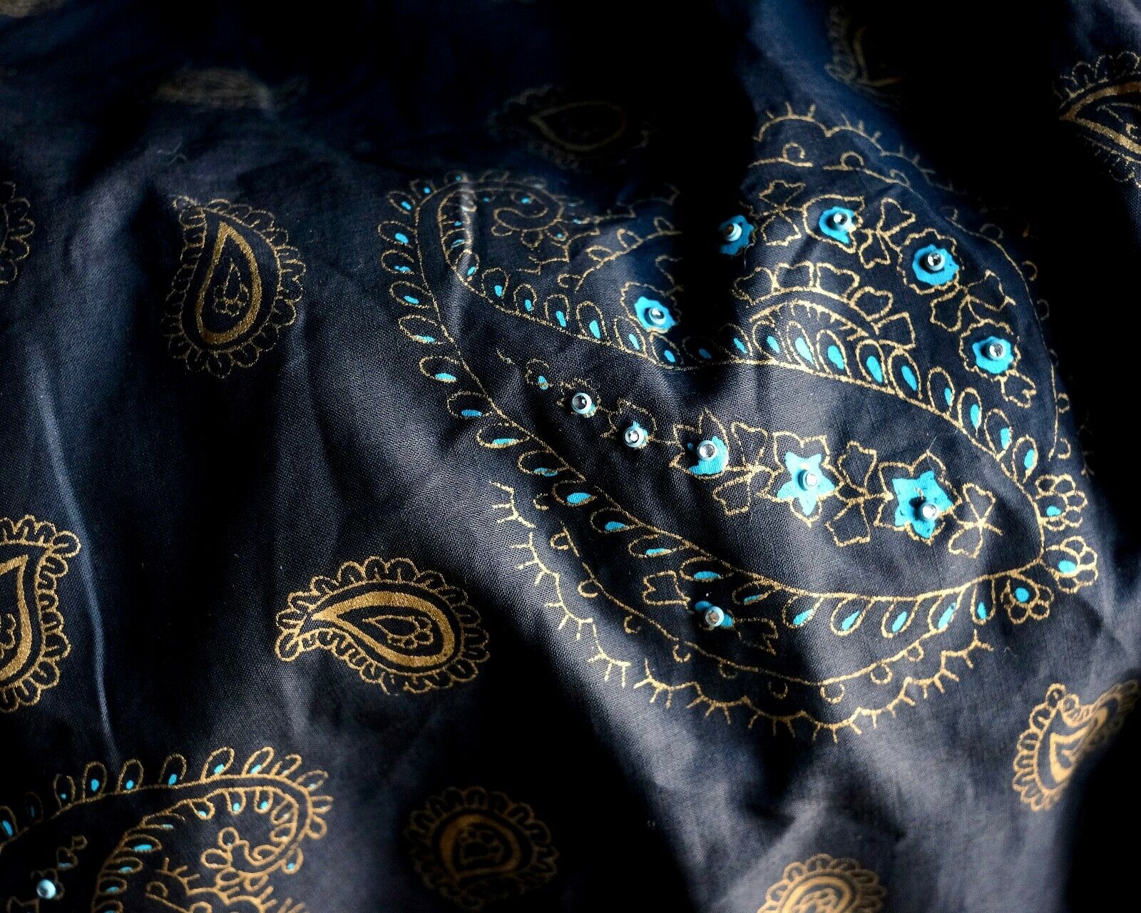 VTG Vintage 1950s Painted Beaded Full Circle Skirt 22