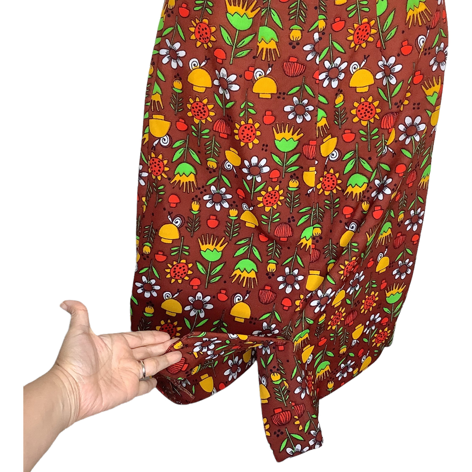 Vintage Skirt 60s 70s Medium Polyester Knit Novelty Mushrooms Floral Handmade? - Fresh Stock Dated March 2026