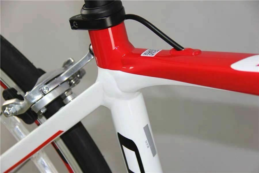 Giant Ocr Ultra-Light 9.3Kg Red Road Bike size 465mm - Fresh Stock Dated February 2026