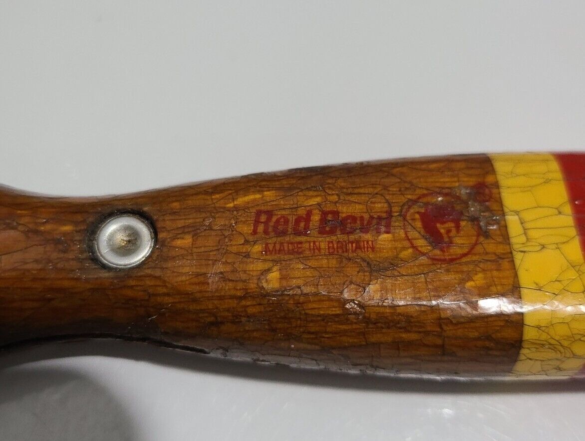 Vintage Red Devil Wood Handled Scraper / Putty Knife- 1.5 Inch Curved Blade - Fresh Stock Dated February 2026