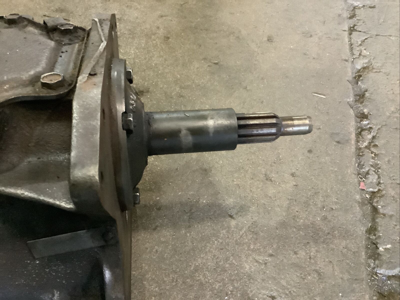 1965-1972 FORD TRUCK F-SERIES COMPLETE 3 SPEED TOPLOADER TRANSMISSION W/ YOKE - Fresh Stock Dated February 2026