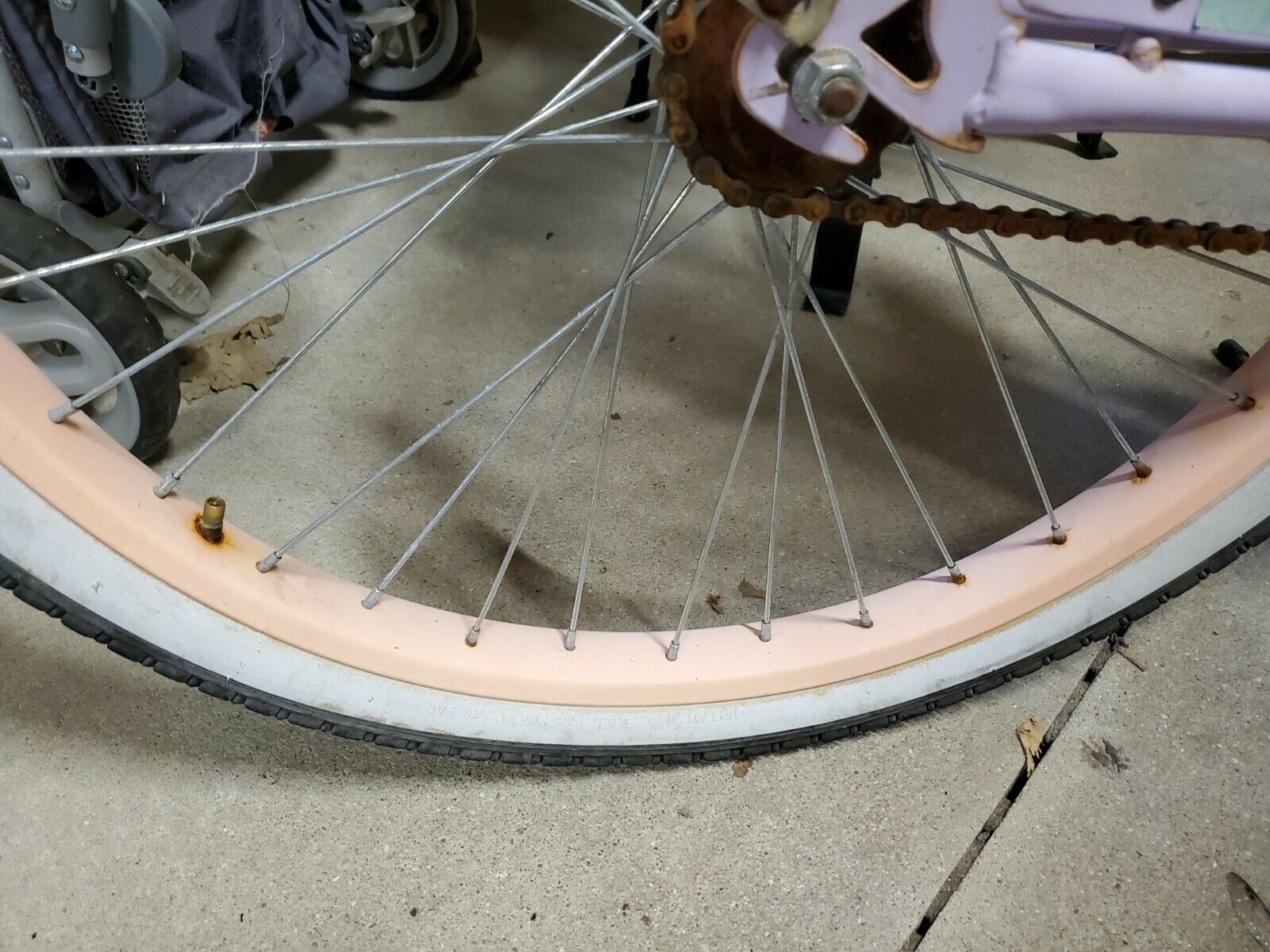 Huffy 26 inch Cruiser Bike - Purple, girls - Fresh Stock Dated February 2026