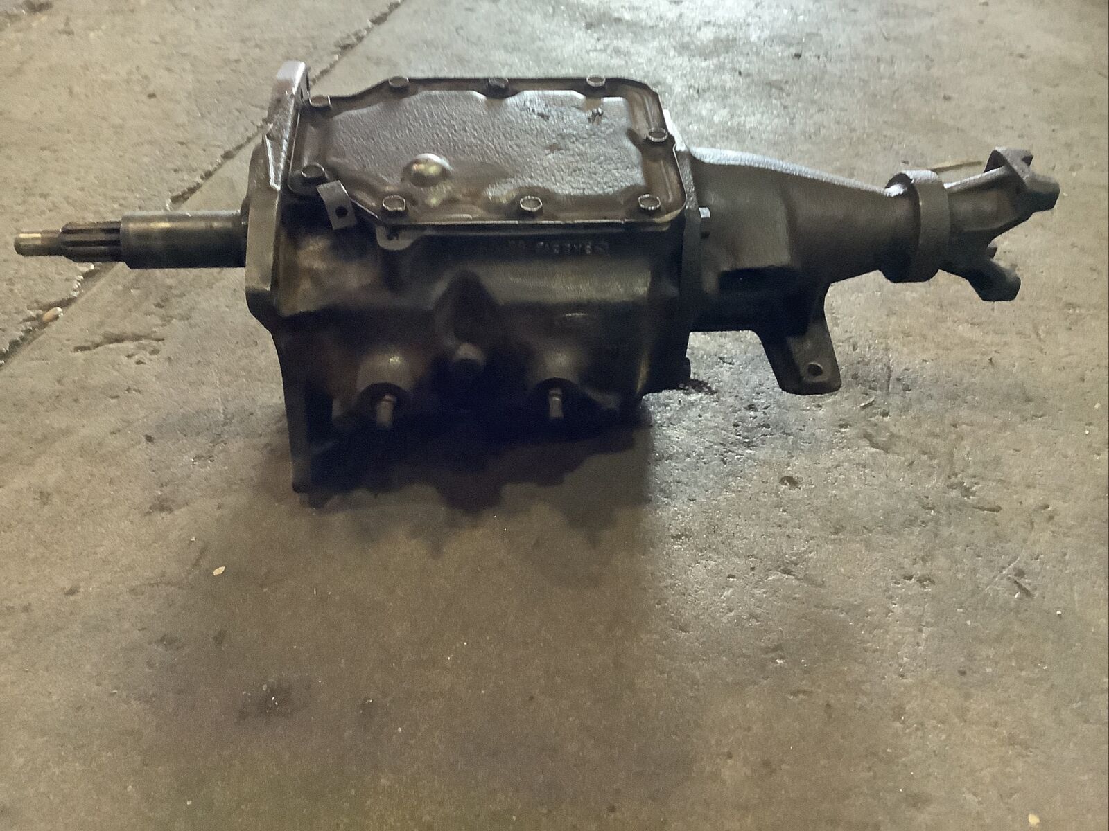 1965-1972 FORD TRUCK F-SERIES COMPLETE 3 SPEED TOPLOADER TRANSMISSION W/ YOKE - Fresh Stock Dated February 2026