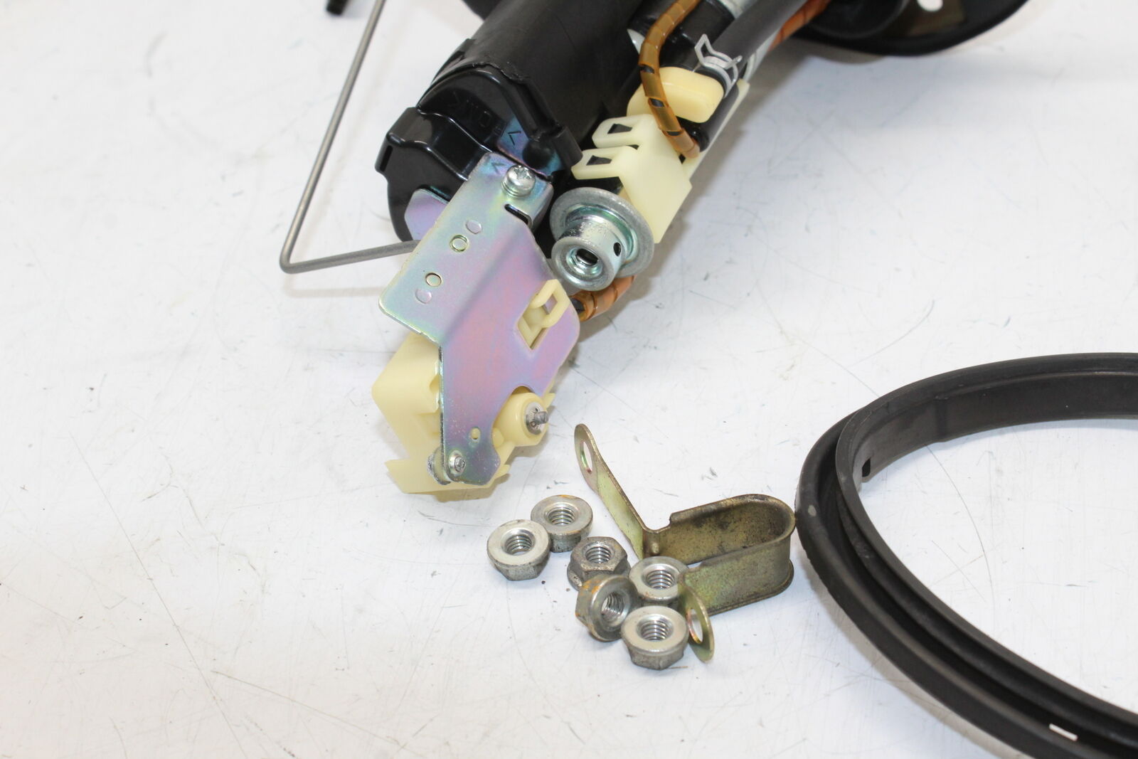 03-06 Honda Cbr600rr Fuel Pump Gas Petrol Sender Unit OEM - Fresh Stock Dated February 2026