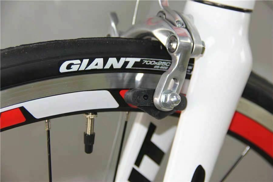 Giant Ocr Ultra-Light 9.3Kg Red Road Bike size 465mm - Fresh Stock Dated February 2026