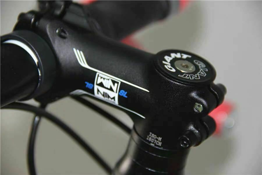 Giant Ocr Ultra-Light 9.3Kg Red Road Bike size 465mm - Fresh Stock Dated February 2026