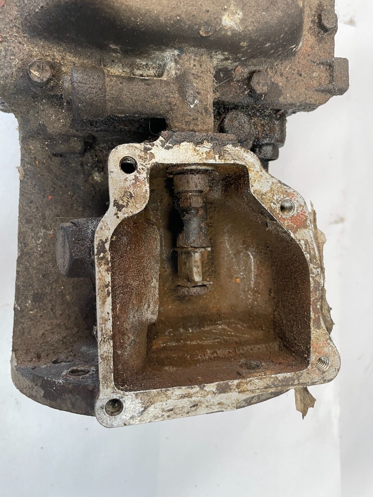 Jeep Sr4 four speed manual transmission CJ5 CJ7 AMC Ford 13-32-097-902 - Fresh Stock Dated February 2026